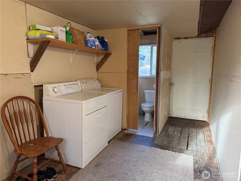 Property photo for 319 E Section Street, Mount Vernon photo 18
