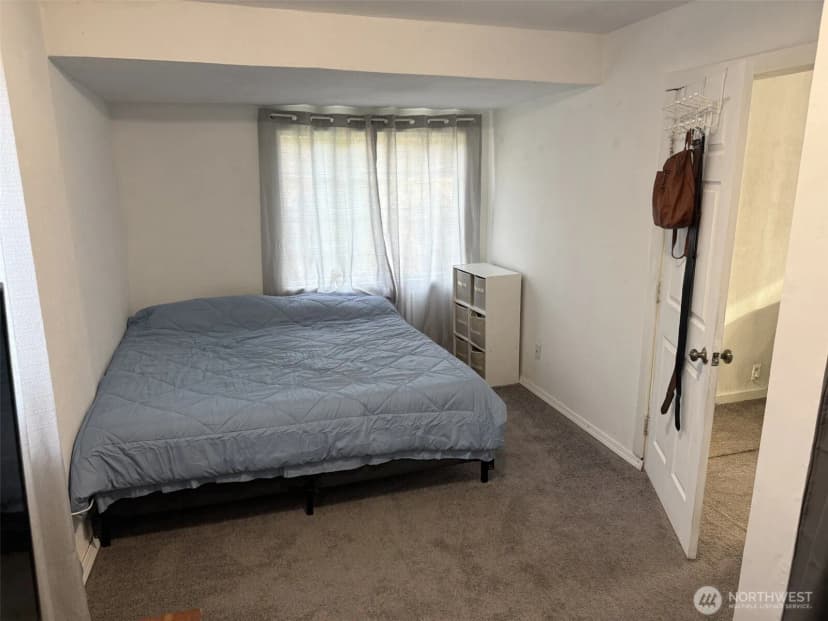 Property photo for 319 E Section Street, Mount Vernon photo 8