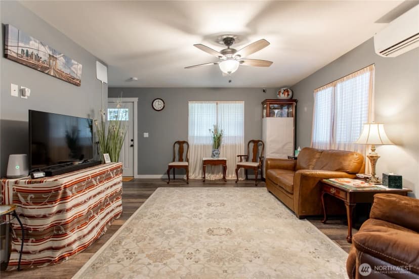 Property photo for 2915 Jackson Highway #d, Chehalis photo 6