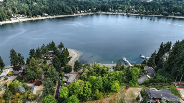 Property photo for 2400 24th Street Nw, Gig Harbor photo 4