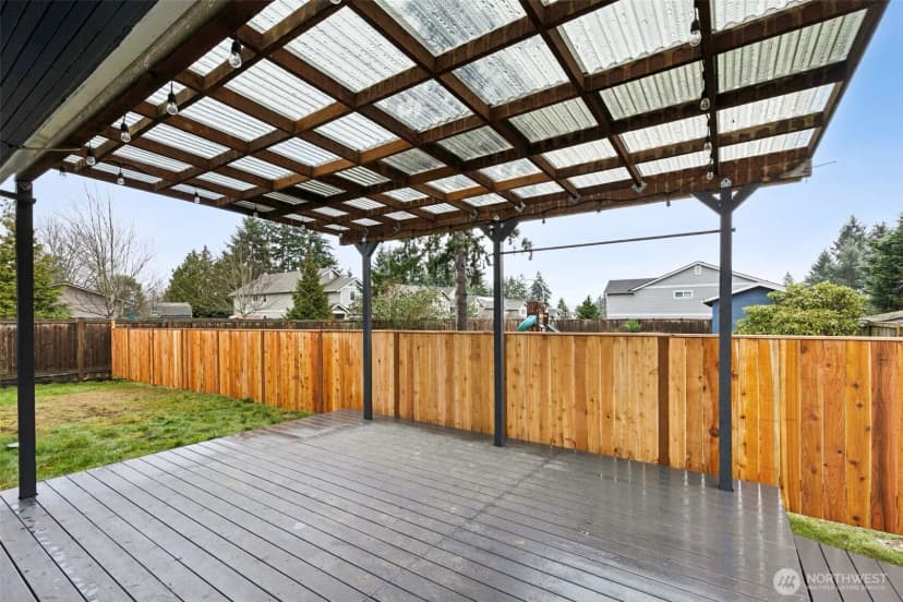 Property photo for 18720 4th Avenue S, Burien photo 18