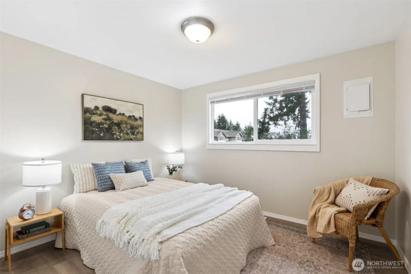 Property photo for 18720 4th Avenue S, Burien photo 12