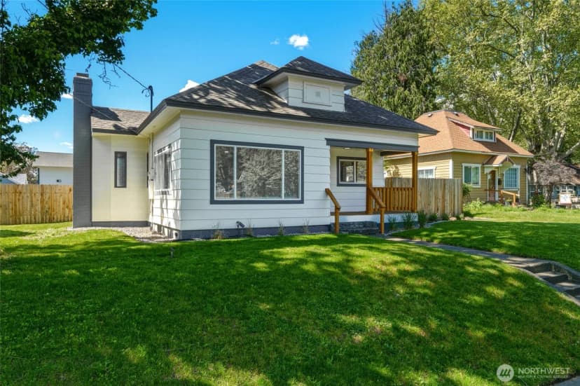 Property photo for 564 S 1st Street, Walla Walla photo 3