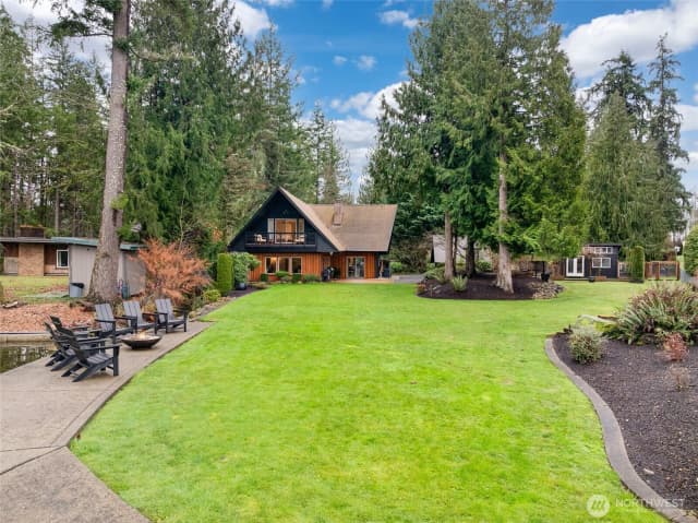 Property photo for 12528 Clear Lake North Road E, Eatonville photo 2