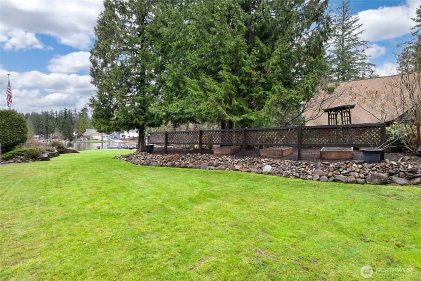 Property photo for 12528 Clear Lake North Road E, Eatonville photo 36