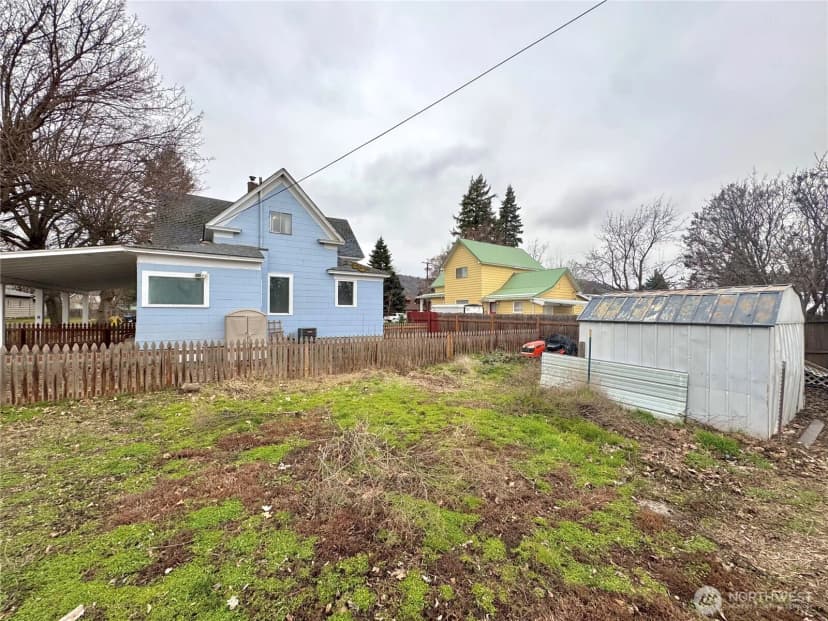 Property photo for 250 W Sixth Street, Waitsburg photo 7