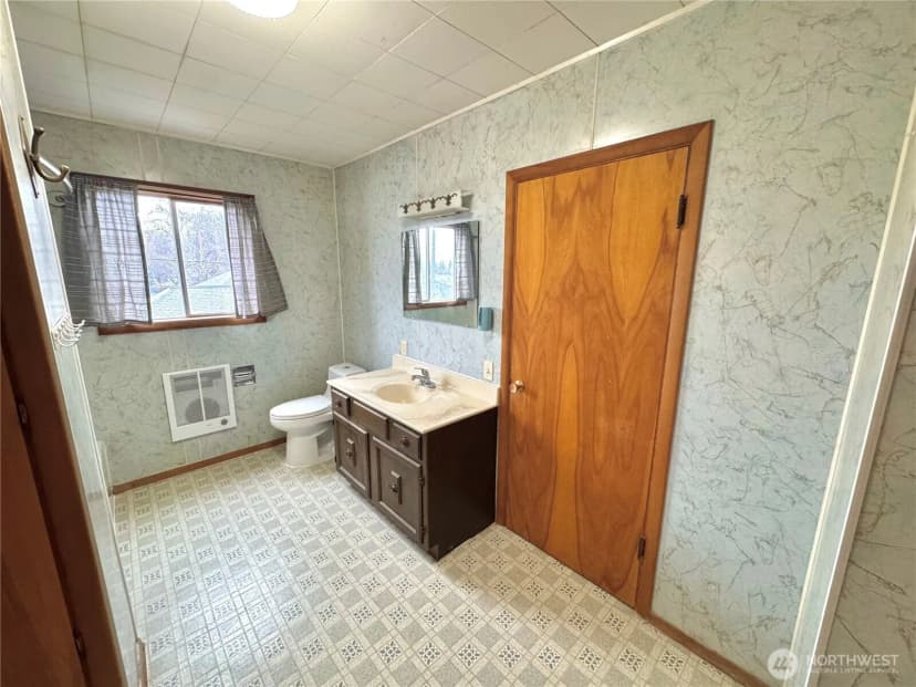 Property photo for 250 W Sixth Street, Waitsburg photo 25