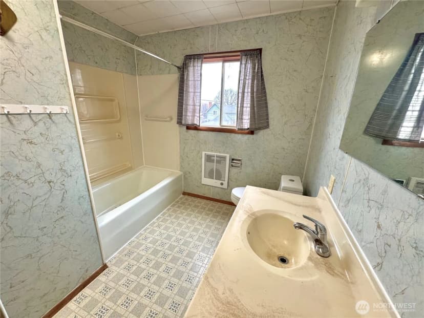 Property photo for 250 W Sixth Street, Waitsburg photo 26