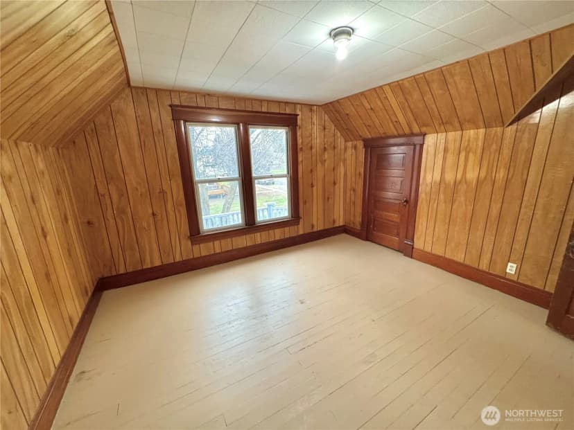 Property photo for 250 W Sixth Street, Waitsburg photo 24