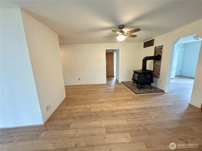 Property photo for 250 W Sixth Street, Waitsburg photo 12