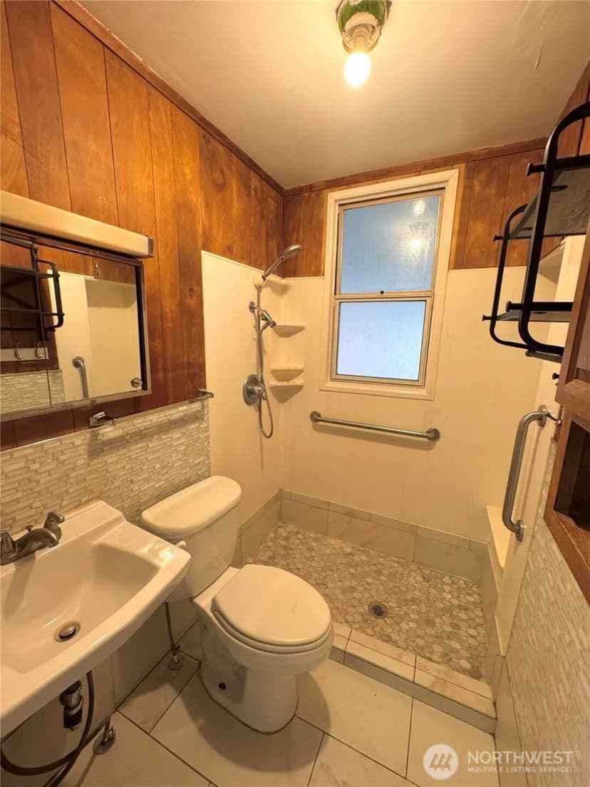 Property photo for 250 W Sixth Street, Waitsburg photo 20