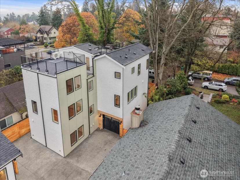 Property photo for 4104 49th Avenue Sw #b, Seattle