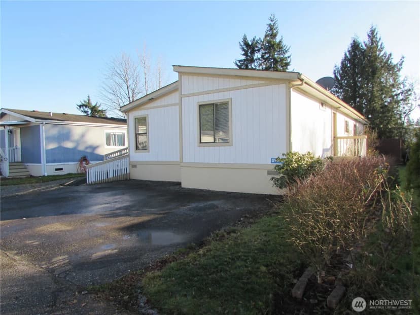Property photo for 19920 67th Avenue Ne #sp 29, Arlington photo 3