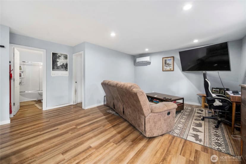Property photo for 1101 Stavis Drive Nw, Seabeck photo 36