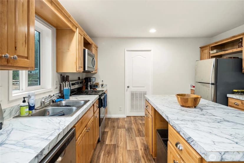 Property photo for 1101 Stavis Drive Nw, Seabeck photo 19