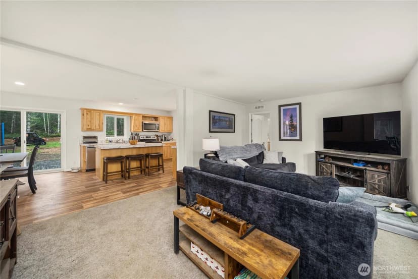 Property photo for 1101 Stavis Drive Nw, Seabeck photo 13