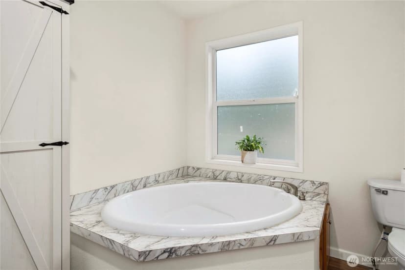 Property photo for 1101 Stavis Drive Nw, Seabeck photo 27