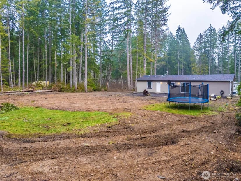 Property photo for 1101 Stavis Drive Nw, Seabeck photo 6