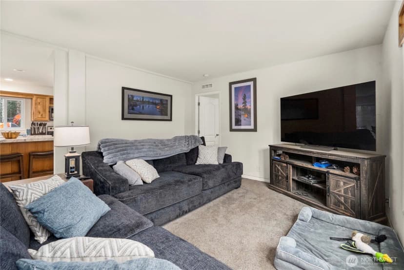 Property photo for 1101 Stavis Drive Nw, Seabeck photo 12
