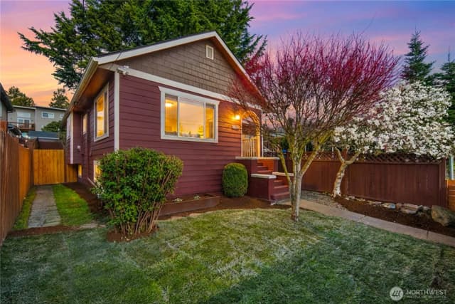 Property photo for 1516 S Bennett Street, Seattle photo 2
