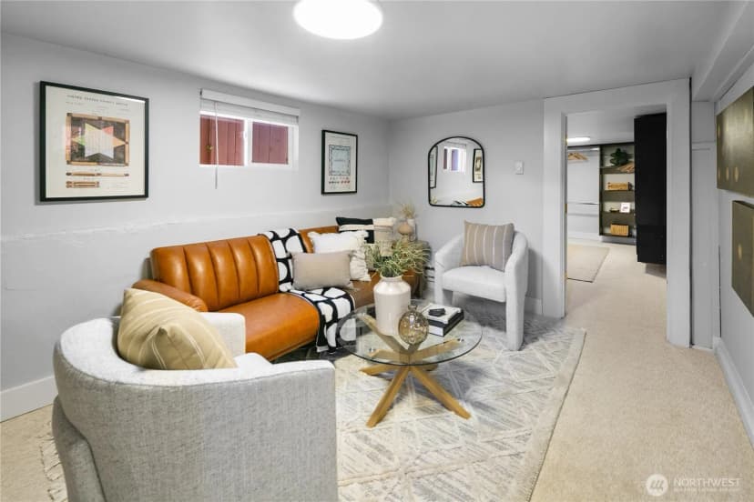 Property photo for 1516 S Bennett Street, Seattle photo 16