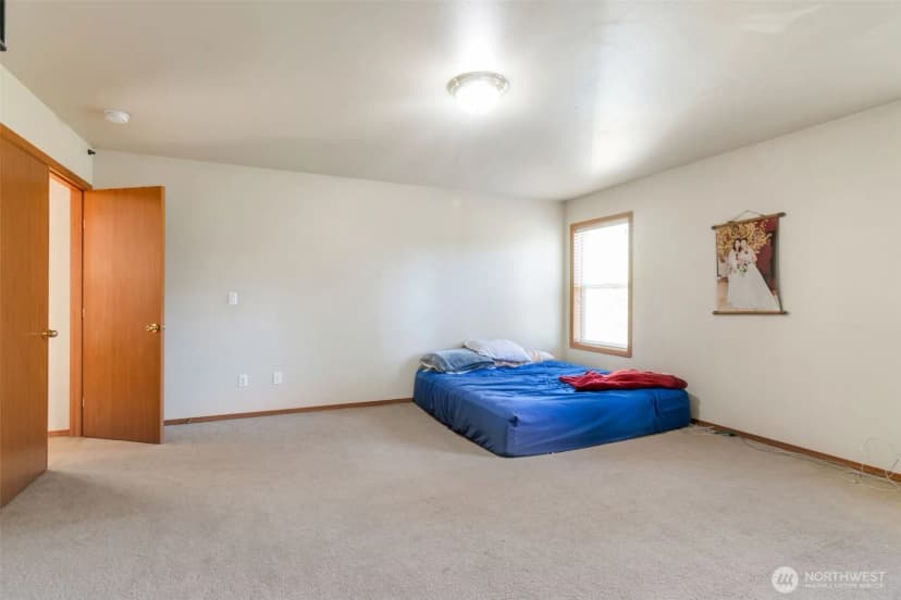 Property photo for 22686 129th Place Se, Kent photo 10