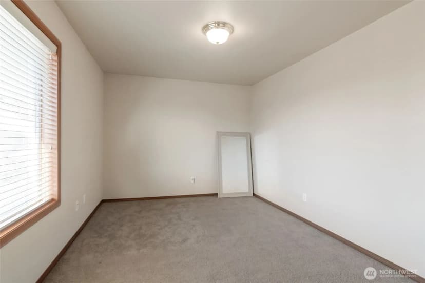 Property photo for 22686 129th Place Se, Kent photo 16