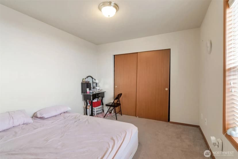 Property photo for 22686 129th Place Se, Kent photo 19
