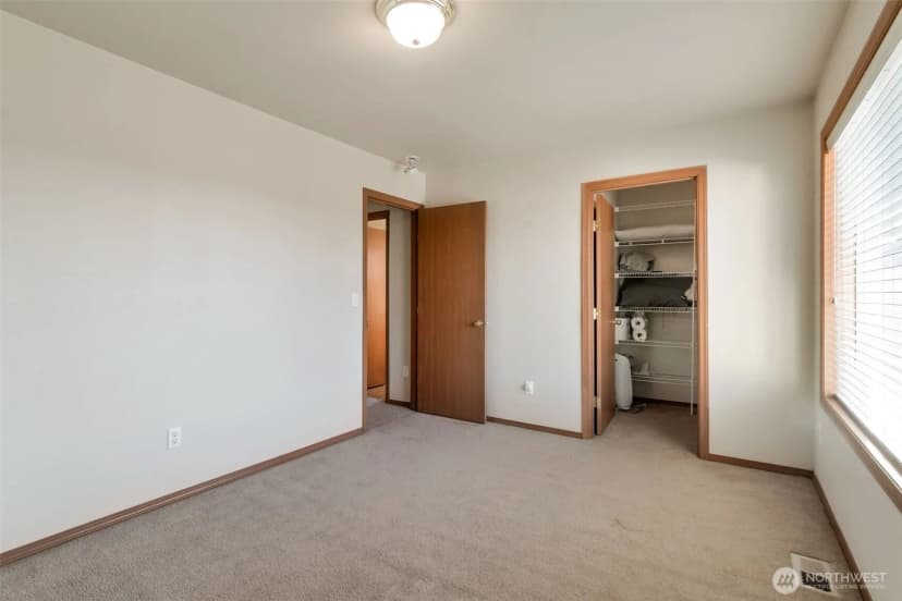 Property photo for 22686 129th Place Se, Kent photo 17