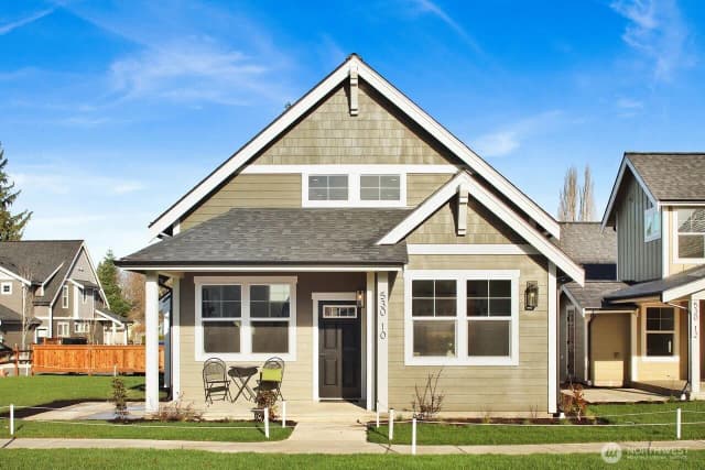 Property photo for 530 E Sunset Drive #10, Bellingham