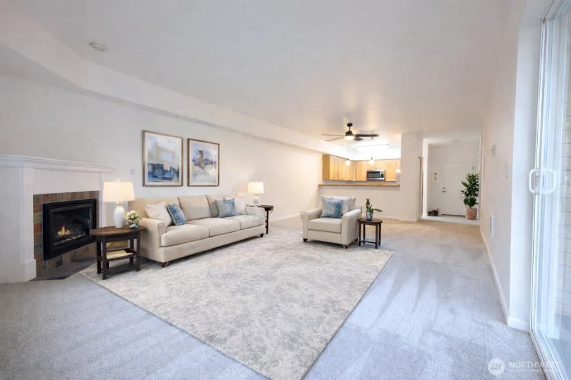 Property photo for 15000 Juanita Drive Ne #403, Kenmore photo 4