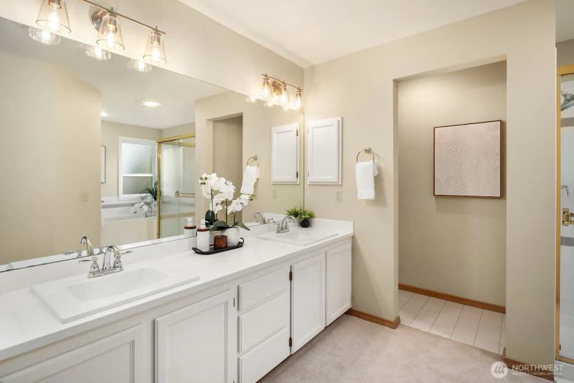 Property photo for 4662 244th Place Se, Sammamish photo 23