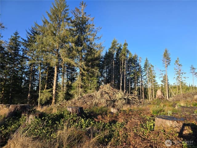 Property photo for 2753 State Route 101, Ilwaco