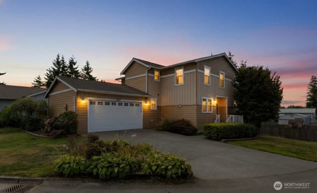 Property photo for 1033 Aspen Lane, Burlington