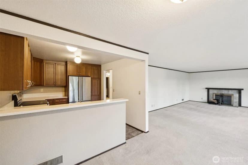 Property photo for 17918 23rd Lane Ne #f#201, Shoreline photo 9