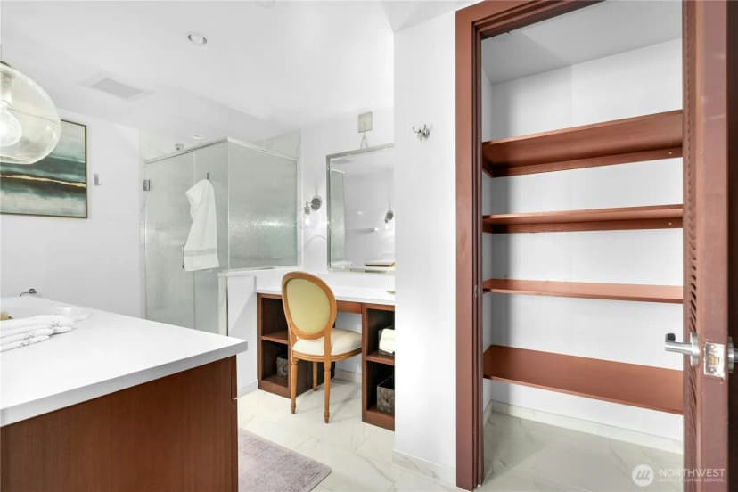 Property photo for 650 Bellevue Way Ne #3705, Bellevue photo 23