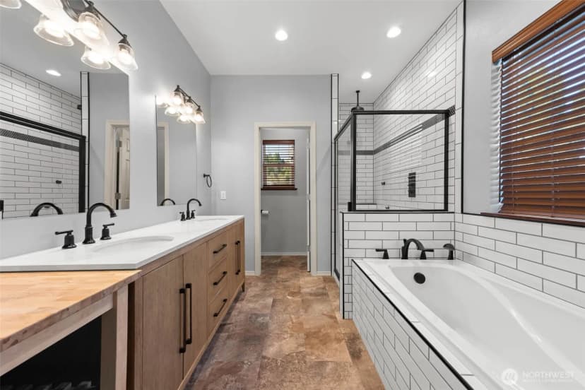 Property photo for 111 1st E, South Bend photo 15
