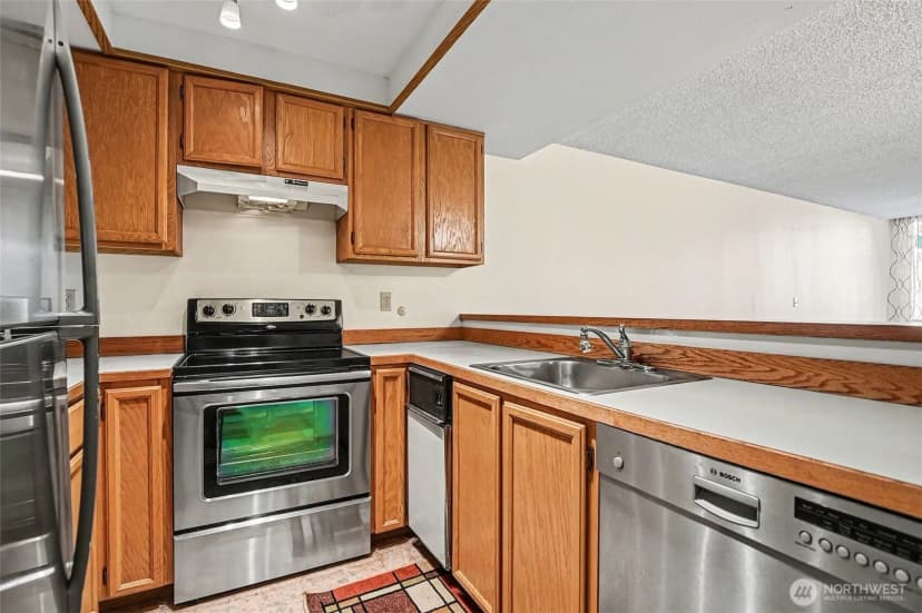 Property photo for 13717 Linden Avenue N #229, Seattle photo 6