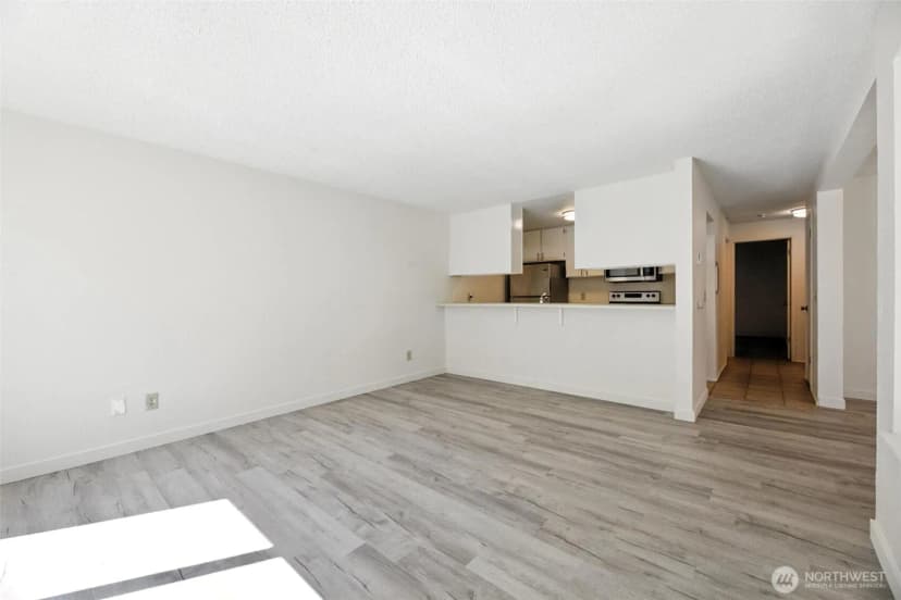 Property photo for 4404 146th Place Ne #n16, Bellevue photo 8