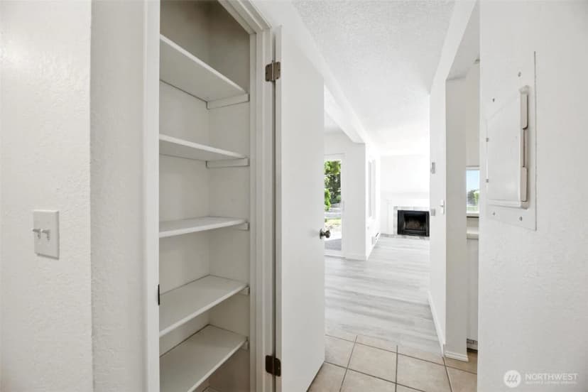 Property photo for 4404 146th Place Ne #n16, Bellevue photo 24