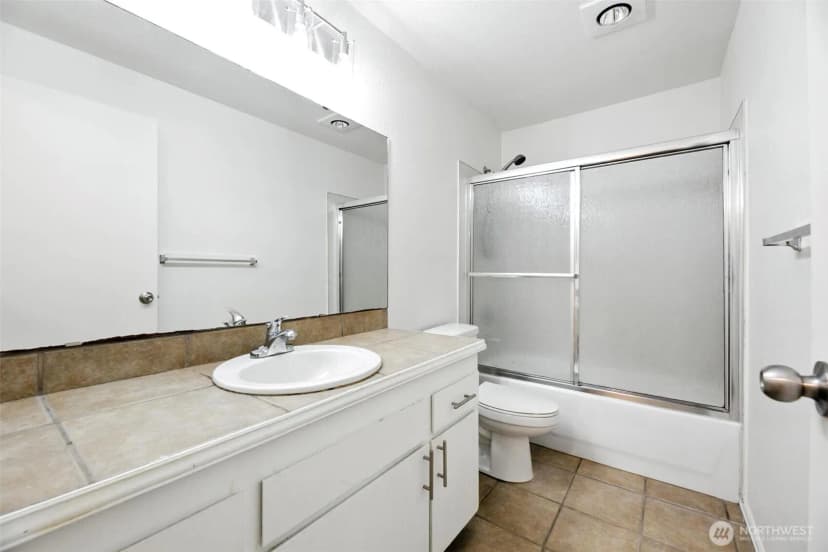 Property photo for 4404 146th Place Ne #n16, Bellevue photo 14
