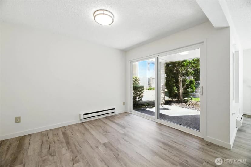 Property photo for 4404 146th Place Ne #n16, Bellevue photo 17
