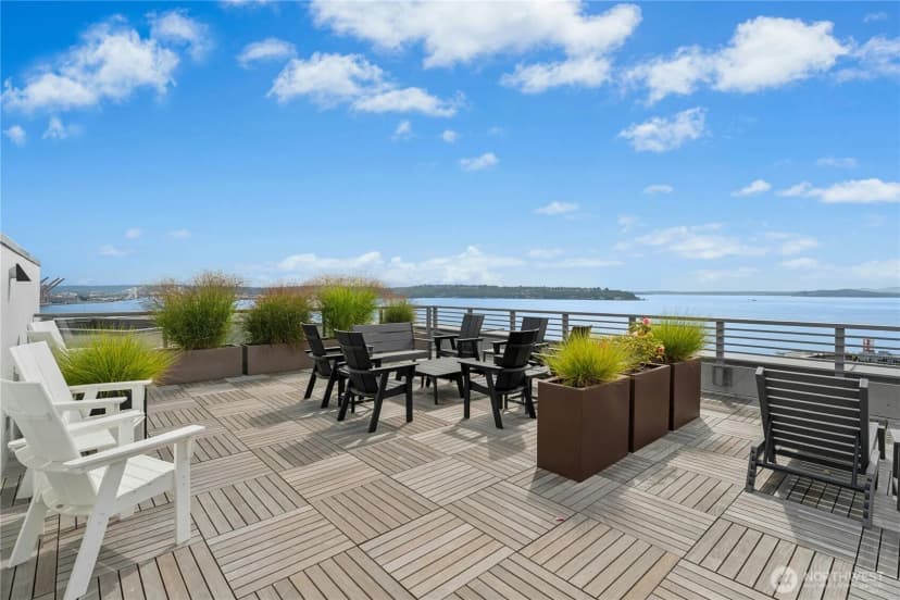 Property photo for 2319 1st Avenue #503, Seattle photo 24