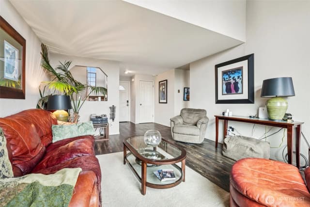 Property photo for 18625 48th Place S, Sea Tac photo 3