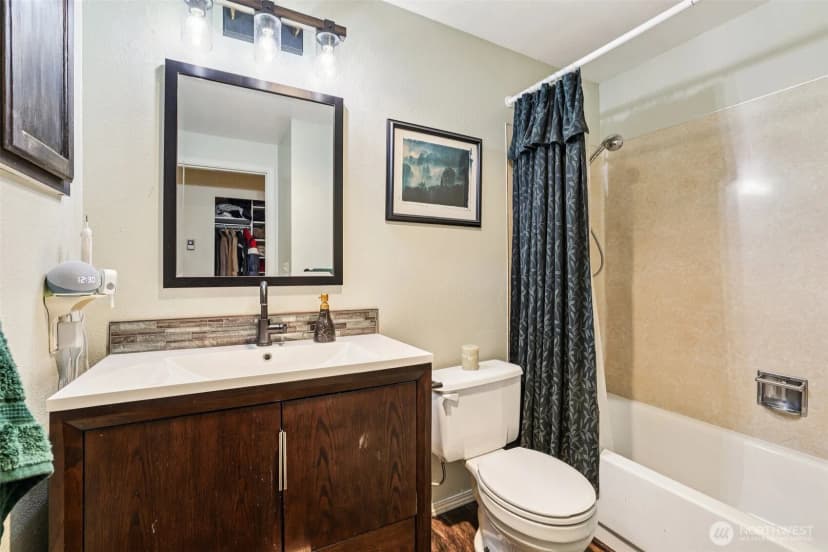 Property photo for 18625 48th Place S, Sea Tac photo 17