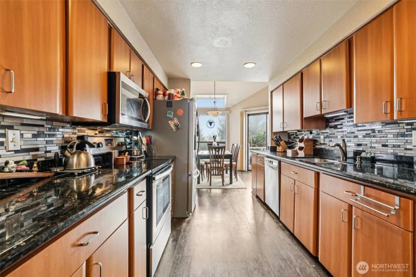 Property photo for 18625 48th Place S, Sea Tac photo 8