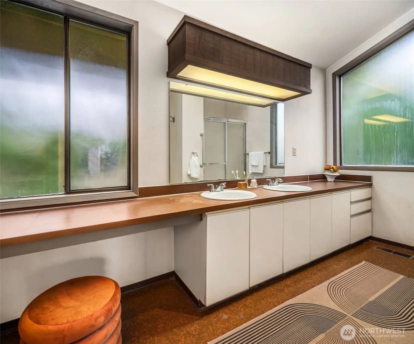 Property photo for 11519 Sea Breeze Avenue Sw, Vashon photo 24