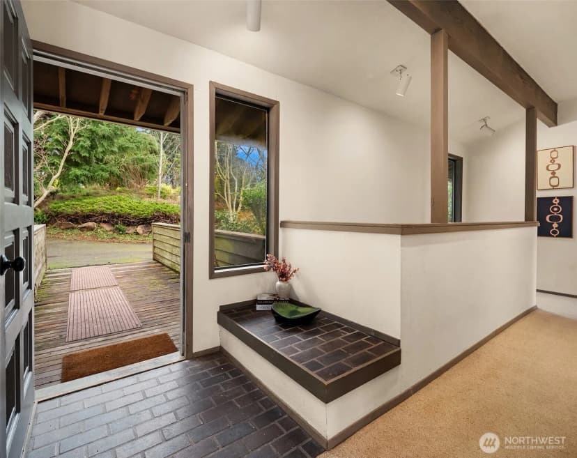 Property photo for 11519 Sea Breeze Avenue Sw, Vashon photo 8