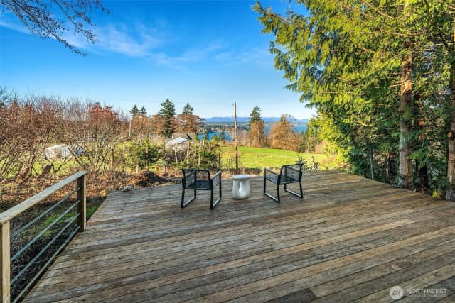 Property photo for 11519 Sea Breeze Avenue Sw, Vashon photo 4