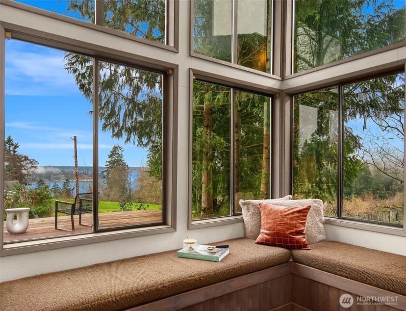 Property photo for 11519 Sea Breeze Avenue Sw, Vashon photo 18
